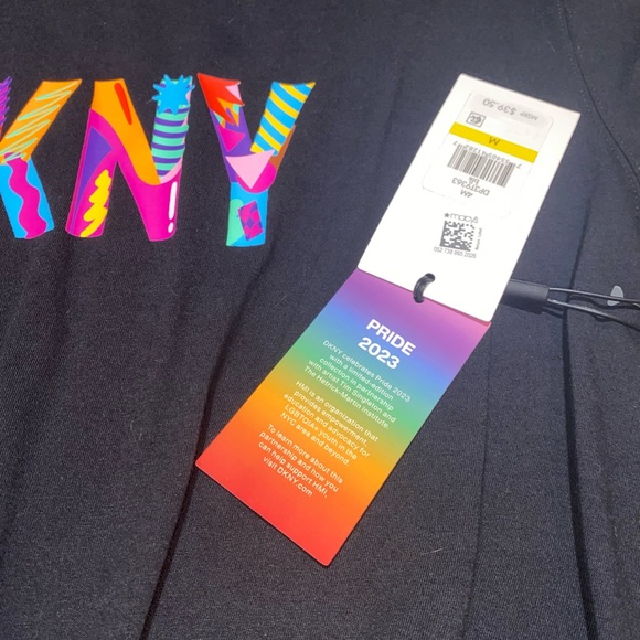 DKNY Logo Sport T-Shirt, Front Knot Detail, Black Multicolor, Size M - Picture 6 of 10